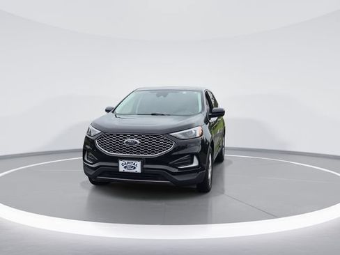 Used 2024 Ford Edge SEL AWD/4WD image 3