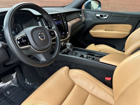 Used 2021 Volvo XC60 T5 Inscription w/ Advanced Package image 13