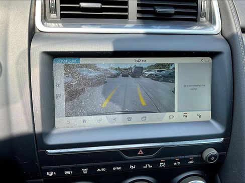 Used 2019 Jaguar E-PACE R-Dynamic SE AWD/4WD image 16