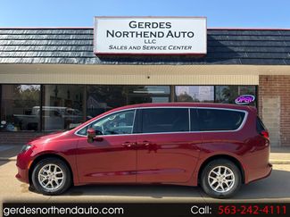 Used 2023 Chrysler Voyager LX FWD video 1