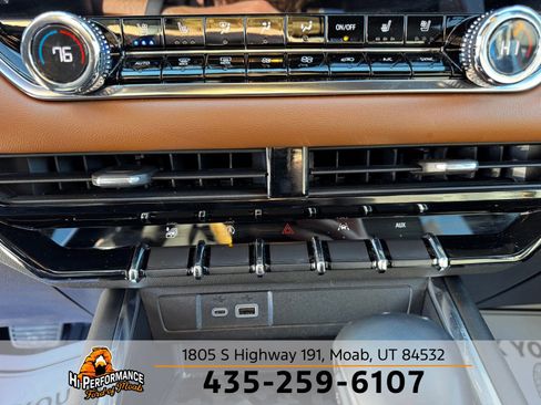 Used 2023 GMC Canyon AT4 w/ AT4 Premium Package image 23