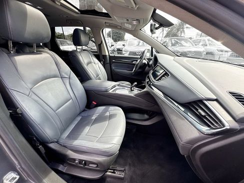 Used 2020 Buick Enclave Essence AWD/4WD image 29