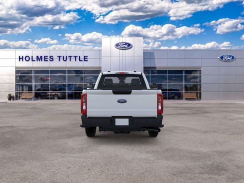 New 2026 Ford F250 XL w/ XL Driver Assist Package RWD image 5