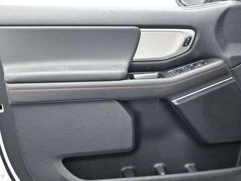 Used 2025 Ford Expedition Max Active image 15