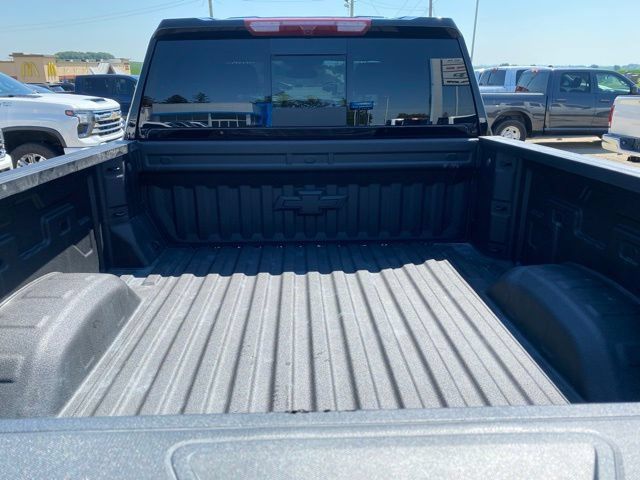 Used 2026 Chevrolet Silverado 2500 LT w/ Trail Boss Package AWD/4WD image 5