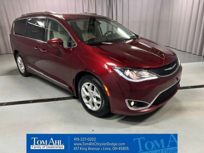 Used 2018 Chrysler Pacifica Touring-L Plus w/ Tire & Wheel Group