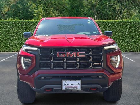 Used 2023 GMC Canyon AT4 w/ AT4 Premium Package AWD/4WD image 9