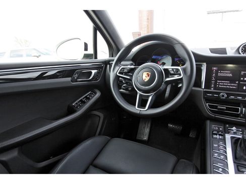 Used 2020 Porsche Macan S image 10