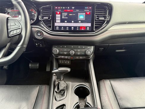 Certified 2024 Dodge Durango GT image 11