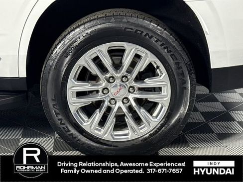 Used 2021 GMC Yukon SLT w/ SLT Luxury Package image 9