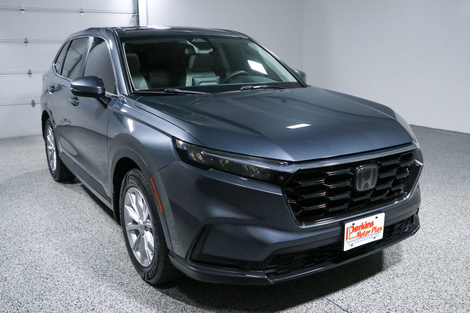 Used 2024 Honda CR-V EX image 5