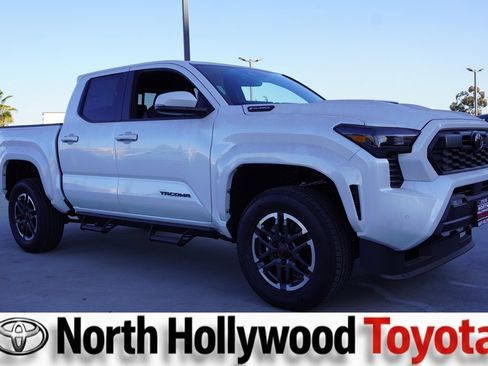 New 2026 Toyota Tacoma TRD Sport image 3