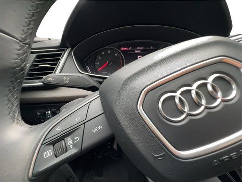 Used 2023 Audi Q5 2.0T Premium w/ Convenience Package AWD/4WD image 43