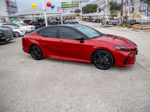 Used 2025 Toyota Camry XSE image 6