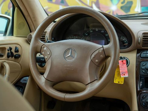 Used 2002 Mercedes-Benz C 320 Wagon image 34