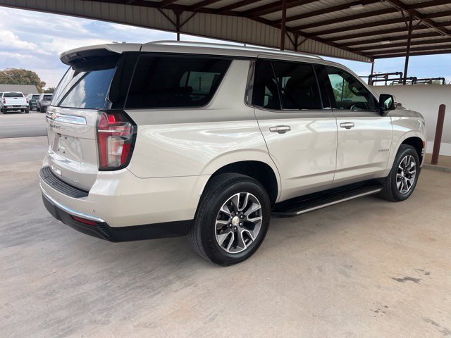 Used 2023 Chevrolet Tahoe LT w/ Luxury Package RWD image 4