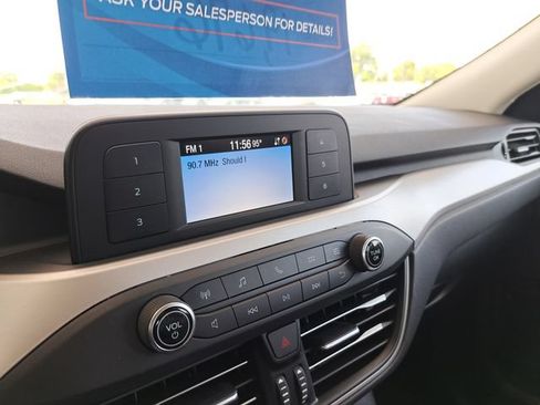Certified 2022 Ford Escape S AWD/4WD image 10