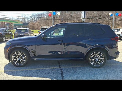 Used 2024 BMW X5 xDrive40i w/ M Sport Package image 34