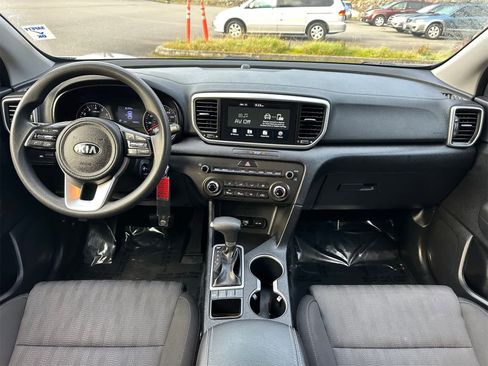 Used 2021 Kia Sportage LX image 8