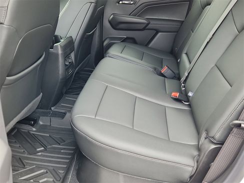 New 2025 GMC Canyon Elevation w/ Convenience Package image 8