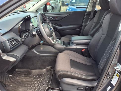 Certified 2025 Subaru Outback Premium w/ Popular Package #1A image 17