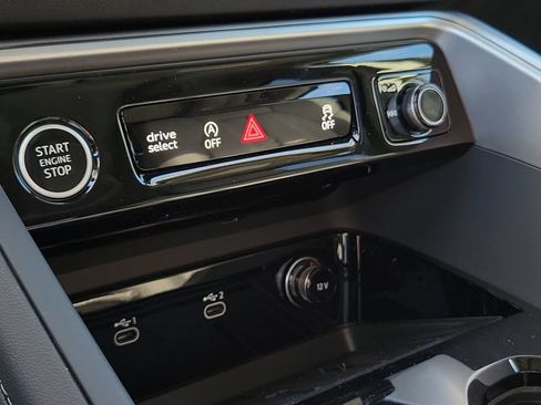 New 2026 Audi Q5 Premium Plus AWD/4WD image 14