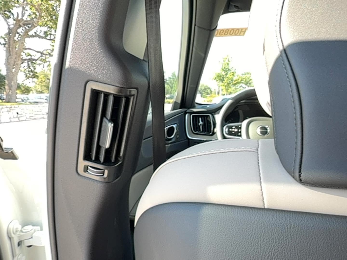 Used 2026 Volvo XC60 B5 Plus w/ Protection Package Premier AWD/4WD image 16