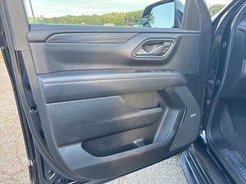 Used 2024 GMC Yukon SLT image 17