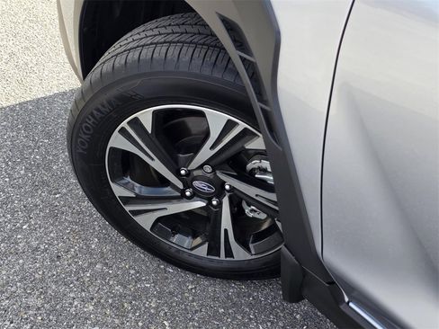 Used 2025 Subaru Crosstrek 2.0i Premium image 33