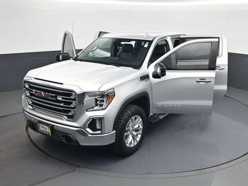 Used 2019 GMC Sierra 1500 SLT w/ SLT Premium Plus Package AWD/4WD image 31
