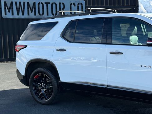 Used 2023 Chevrolet Traverse Premier w/ Redline Edition image 6