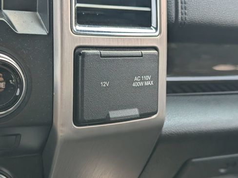 Used 2016 Ford F150 Platinum w/ Equipment Group 701A Luxury AWD/4WD image 21