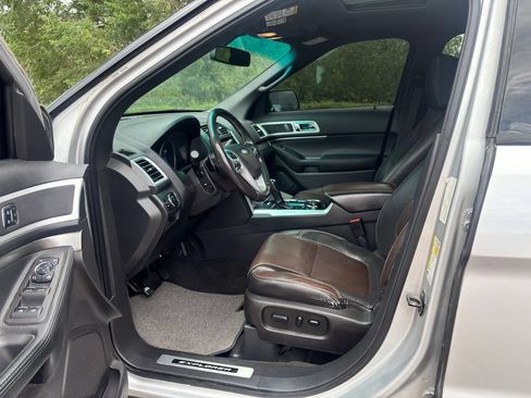 Used 2014 Ford Explorer Sport AWD/4WD image 18