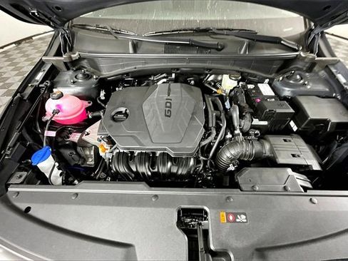 New 2026 Kia Sportage LX image 2