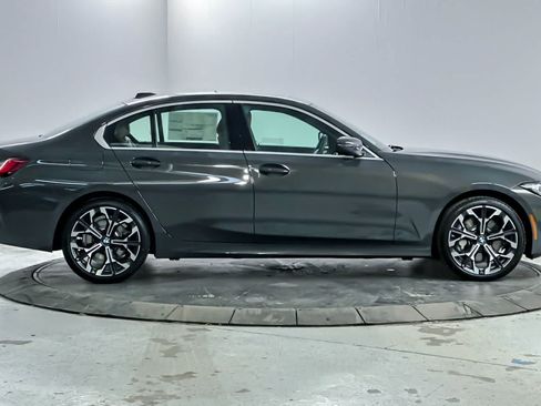 Used 2026 BMW 330i xDrive Sedan w/ Premium Package AWD/4WD image 8