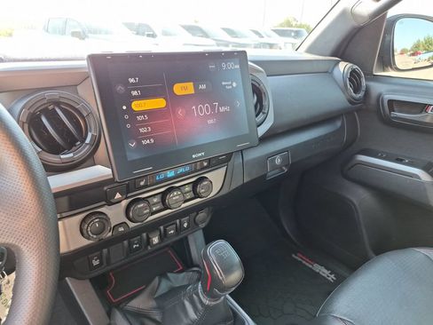 Used 2023 Toyota Tacoma TRD Pro AWD/4WD image 27