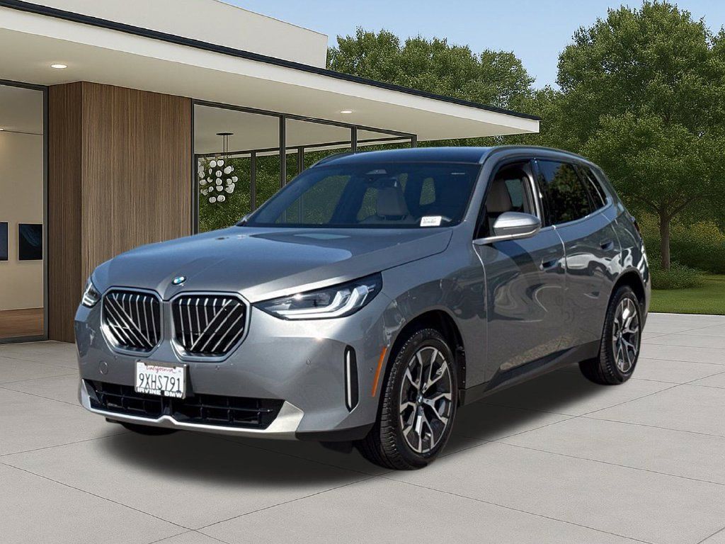 Used 2026 BMW X3 xDrive30i w/ Convenience Package AWD/4WD image 2