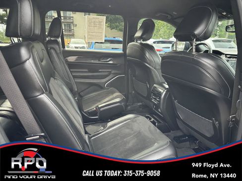Used 2021 Jeep Grand Cherokee L Laredo AWD/4WD image 31