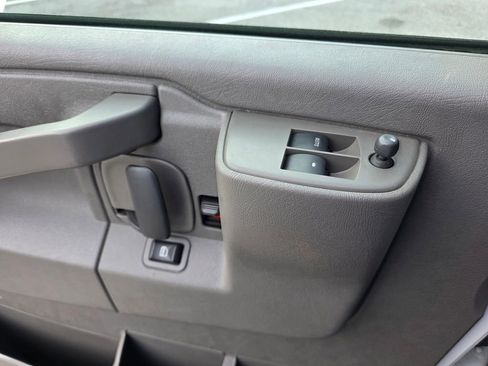 Used 2024 Chevrolet Express 2500 w/ Driver Convenience Package image 12