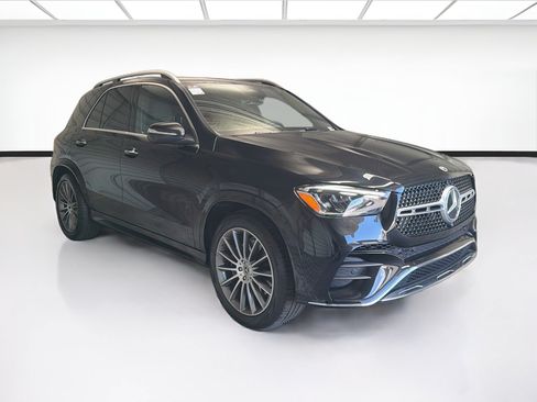 Used 2025 Mercedes-Benz GLE 580 4MATIC image 3