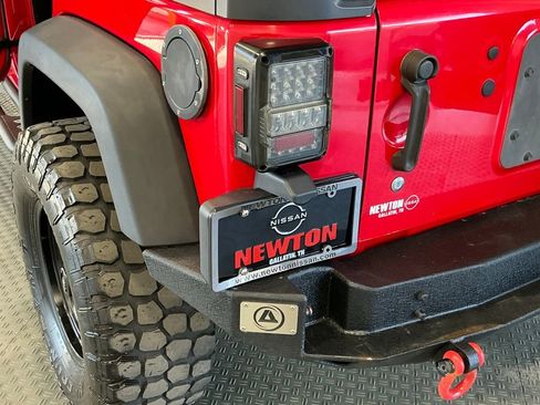 Used 2016 Jeep Wrangler Unlimited Sport w/ Quick Order Package 24S AWD/4WD image 18