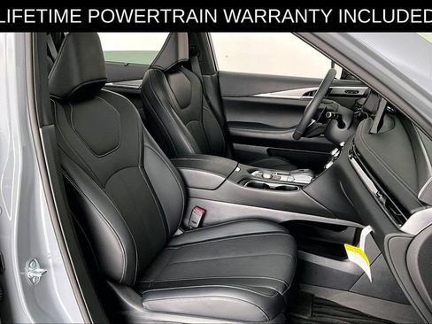Used 2026 INFINITI QX60 Luxe w/ Cargo Package FWD image 9