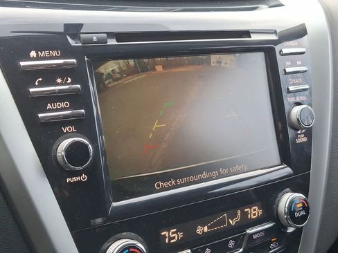 Used 2019 Nissan Murano S image 21