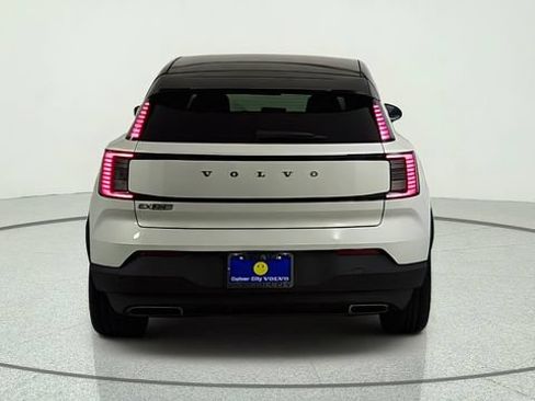 New 2026 Volvo EX30 Plus w/ Protection Package Premier RWD image 6