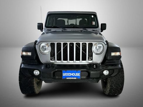 Used 2020 Jeep Gladiator Sport w/ Quick Order Package 24S AWD/4WD image 2