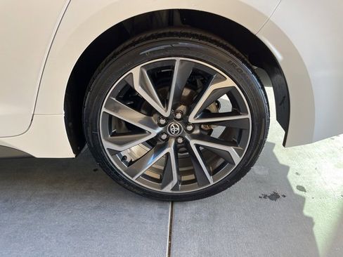 Used 2020 Toyota Corolla SE image 33