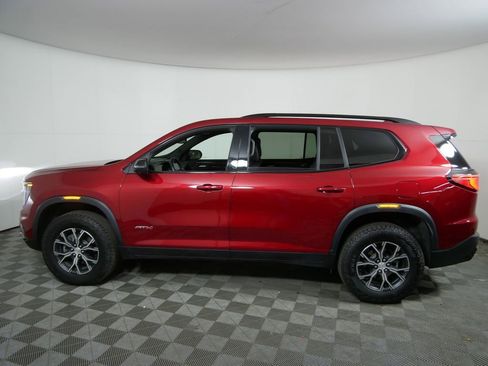 Used 2024 GMC Acadia AT4 image 5
