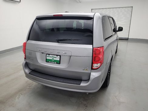 Used 2018 Dodge Grand Caravan GT FWD image 7