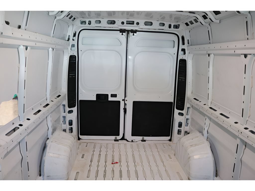 Used 2024 RAM ProMaster 2500 w/ Convenience Group FWD image 21