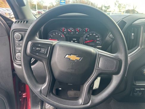 Used 2020 Chevrolet Silverado 1500 Custom w/ Custom Value Package image 13